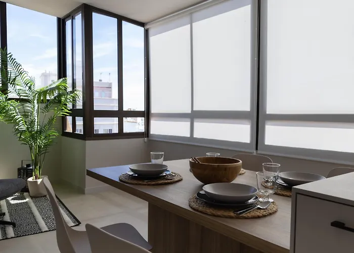 Luminoso ático En El Centro *